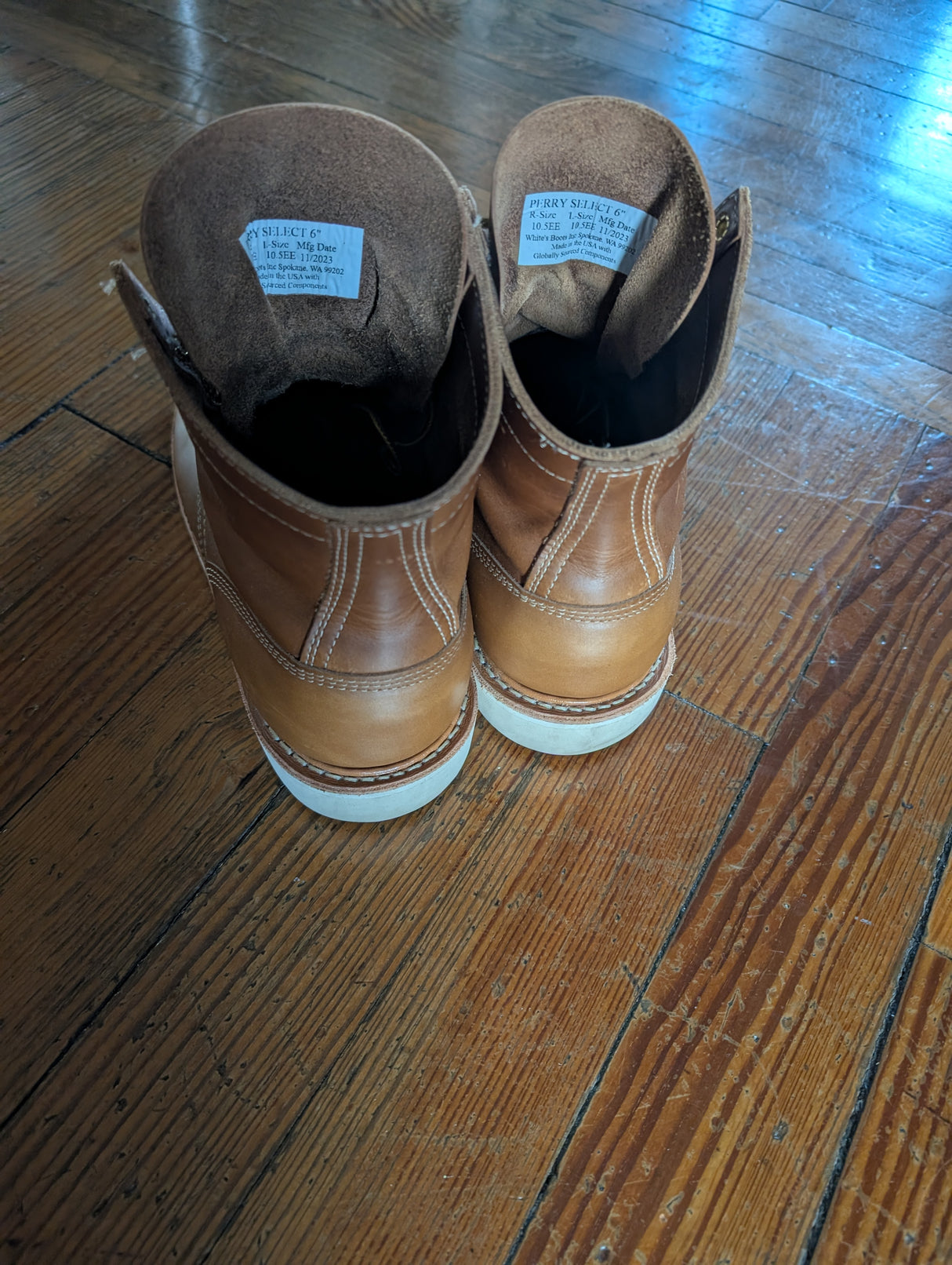 MARKETPLACE - WHITES Perry Select \ 10.5EE