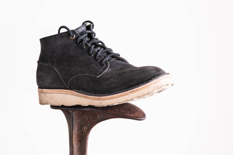MH64 boot in black roughout