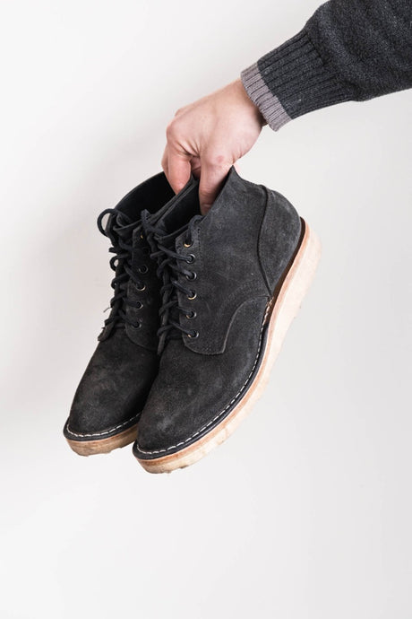 MH64 boot in black roughout