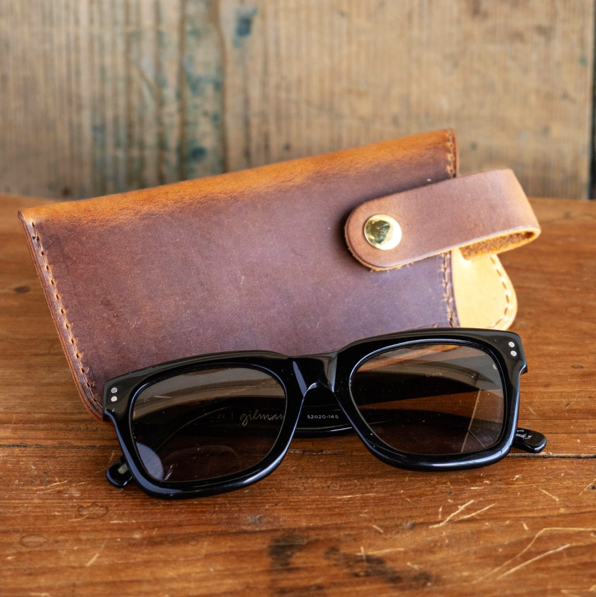 Shade Case
