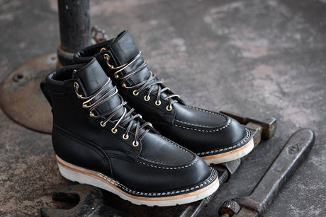 Black wedge sole work boot