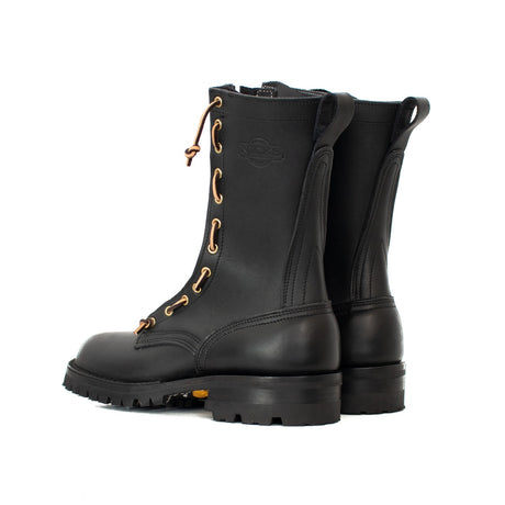 Station boot in black