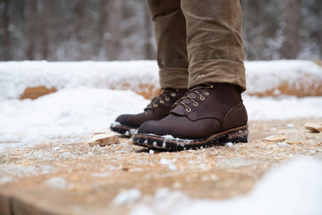 Nicks insulated boots in the snow